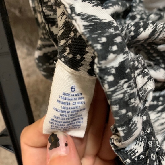 Black and white high waisted shorts - Picture 3 of 3